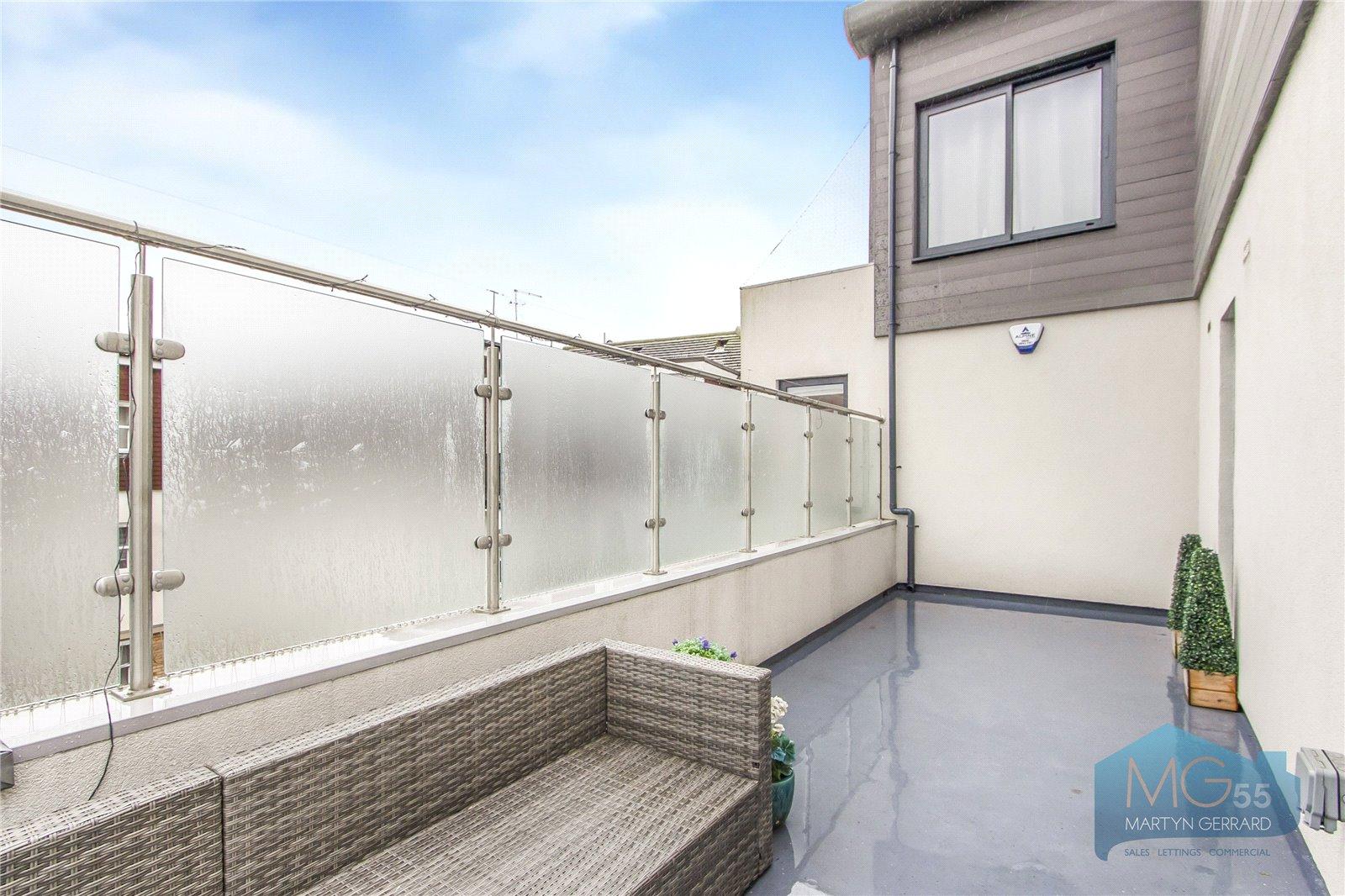 1 bedroom Apartment for sale - Martyn Gerrard