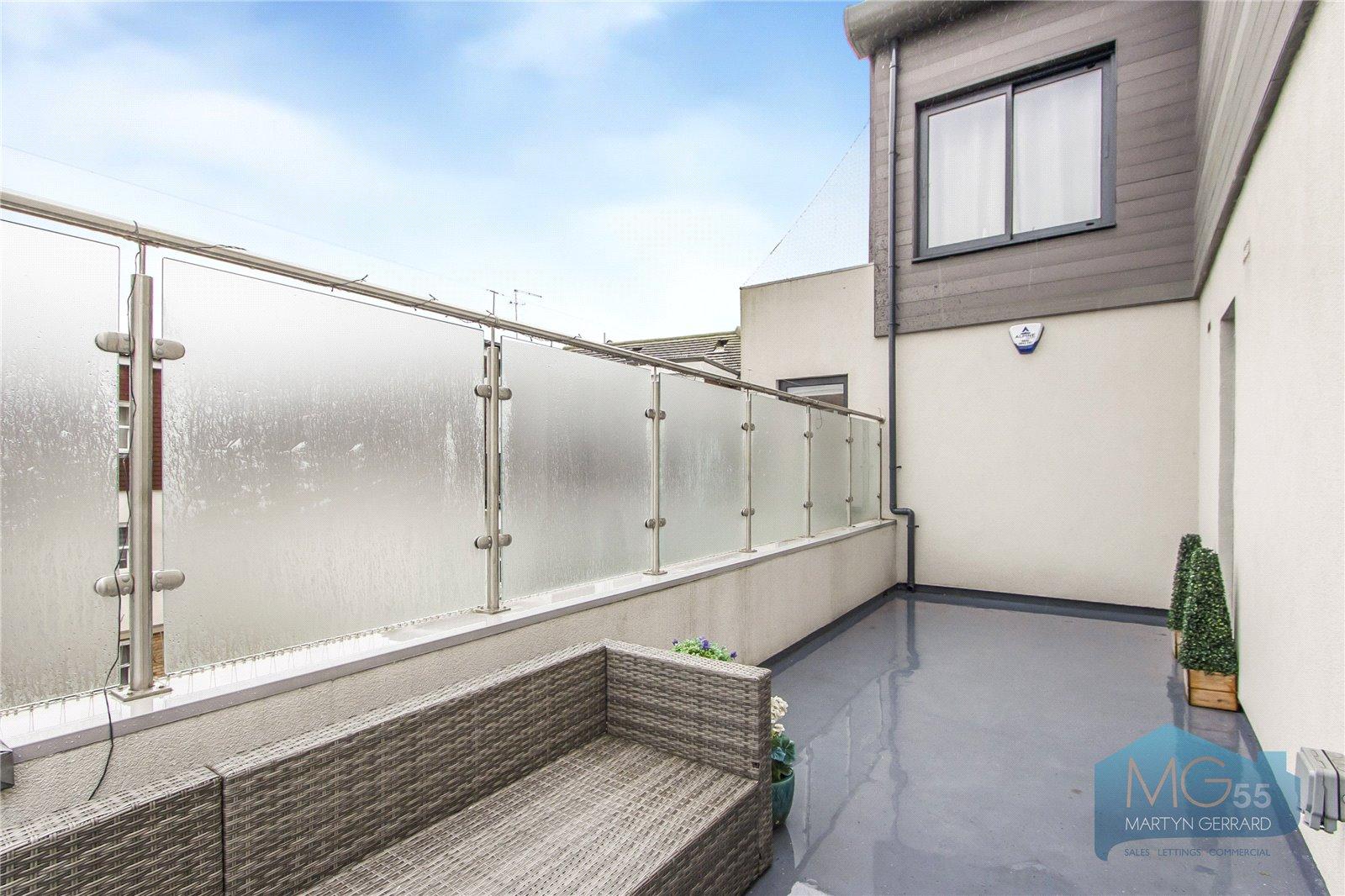1 bedroom Apartment for sale - Martyn Gerrard
