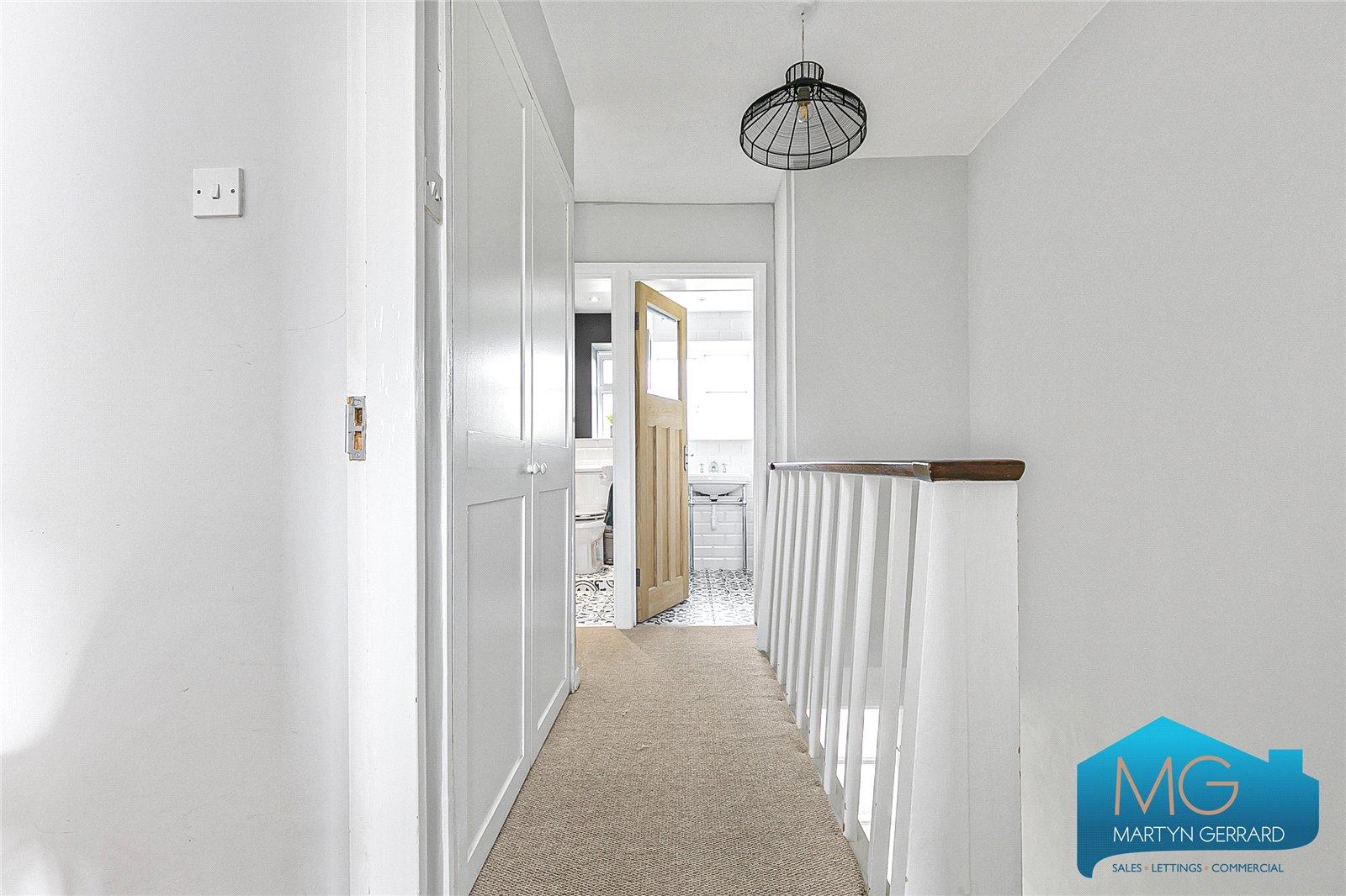 3 bedroom Apartment for sale - Martyn Gerrard