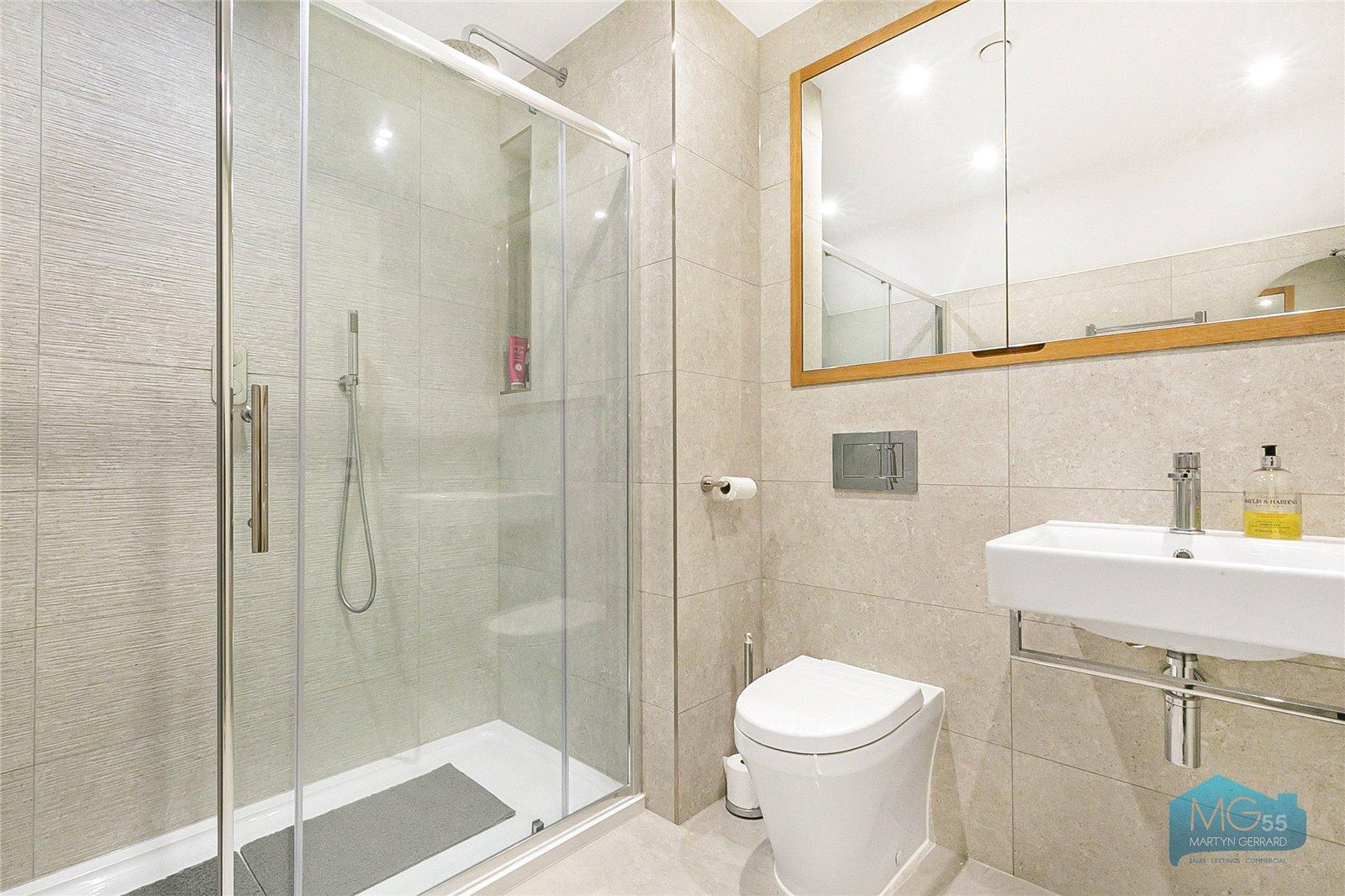 2 bedroom Apartment to rent - Martyn Gerrard
