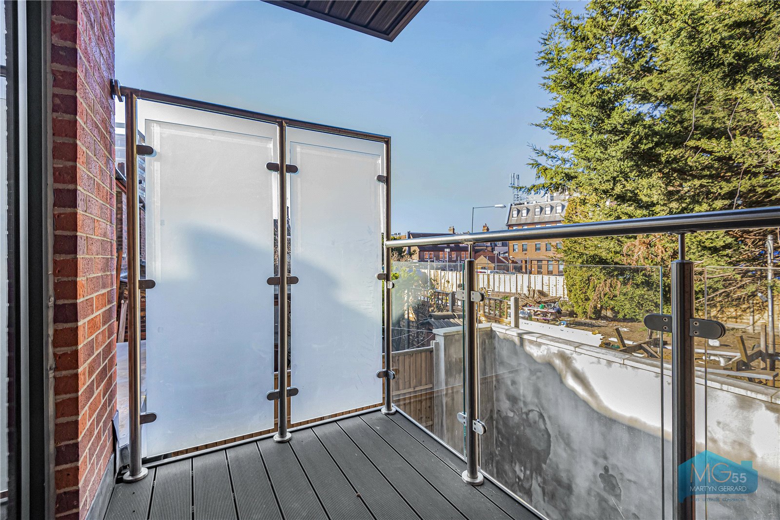 4 bedroom Apartment to rent - Martyn Gerrard