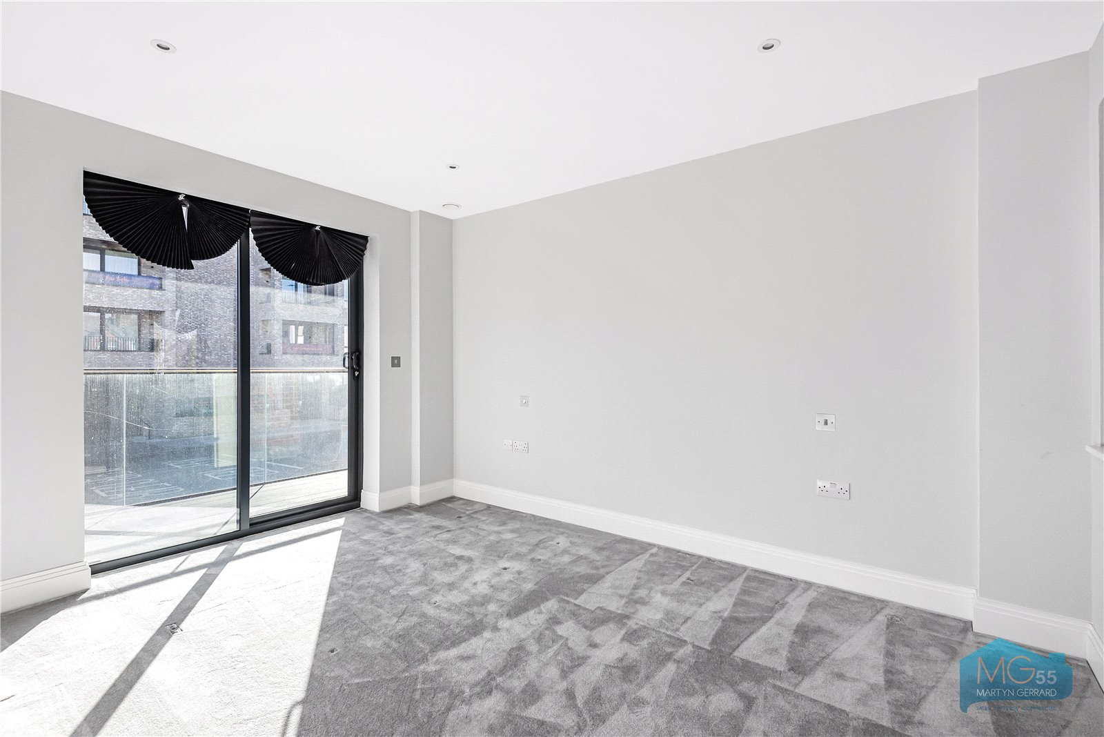 4 bedroom Apartment to rent - Martyn Gerrard