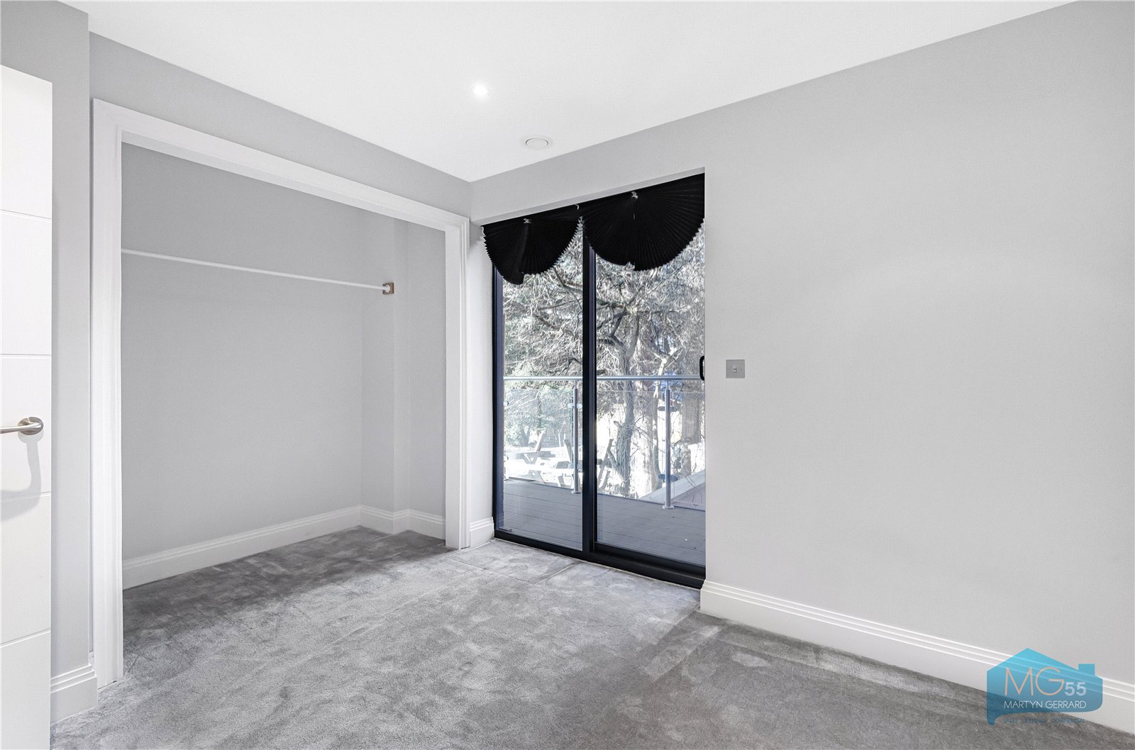 4 bedroom Apartment to rent - Martyn Gerrard