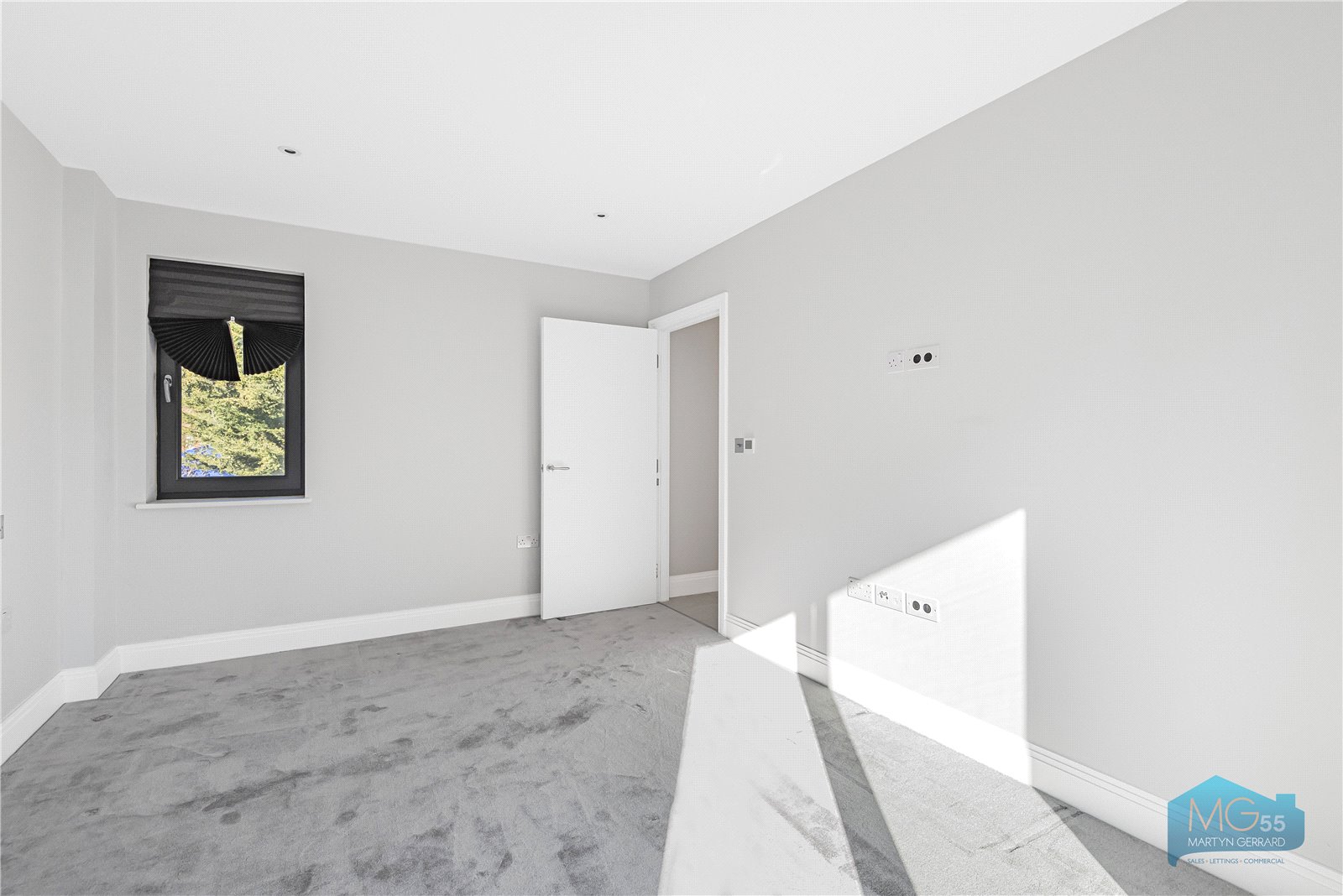 4 bedroom Apartment to rent - Martyn Gerrard