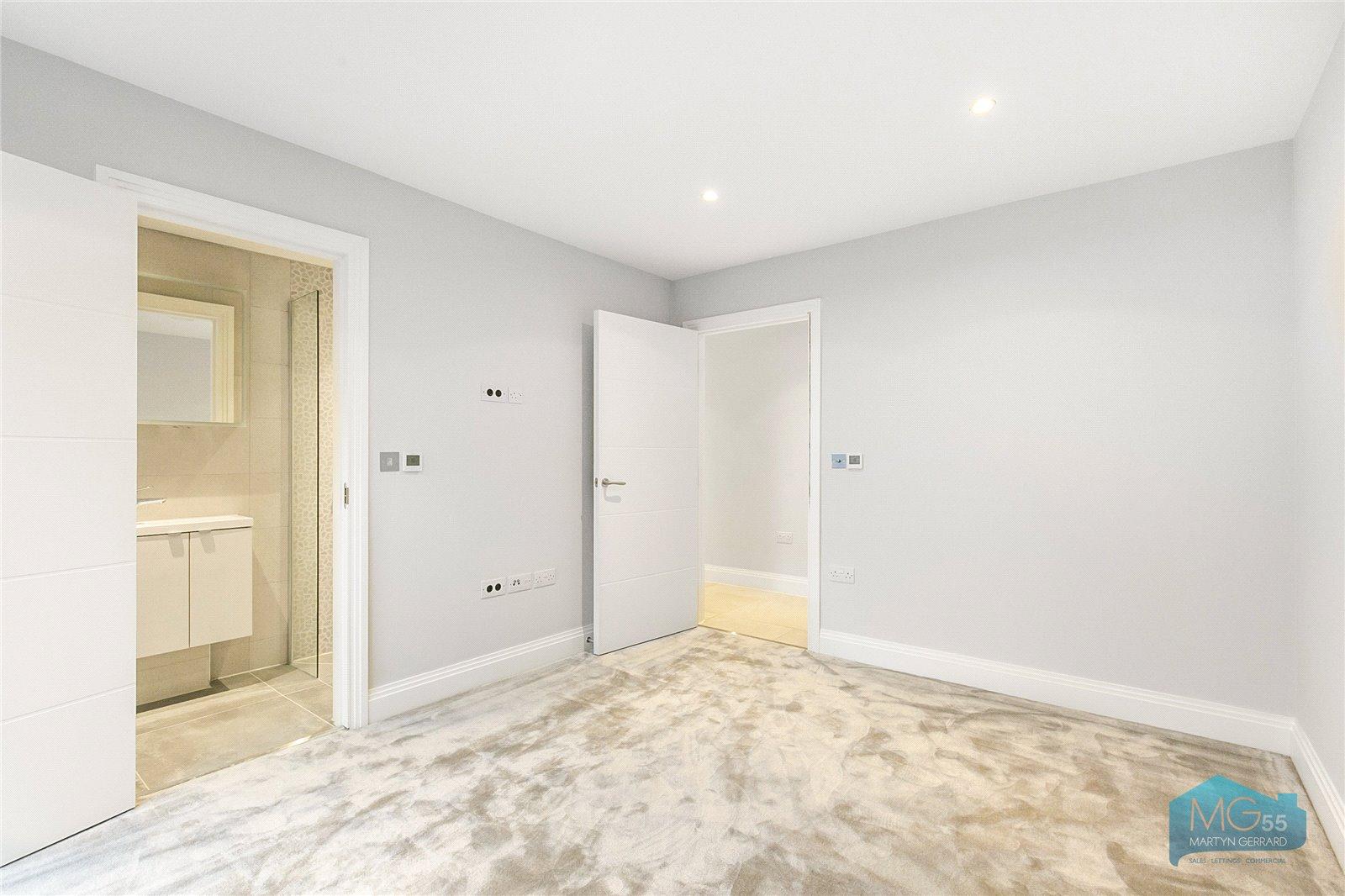 3 bedroom Apartment to rent - Martyn Gerrard