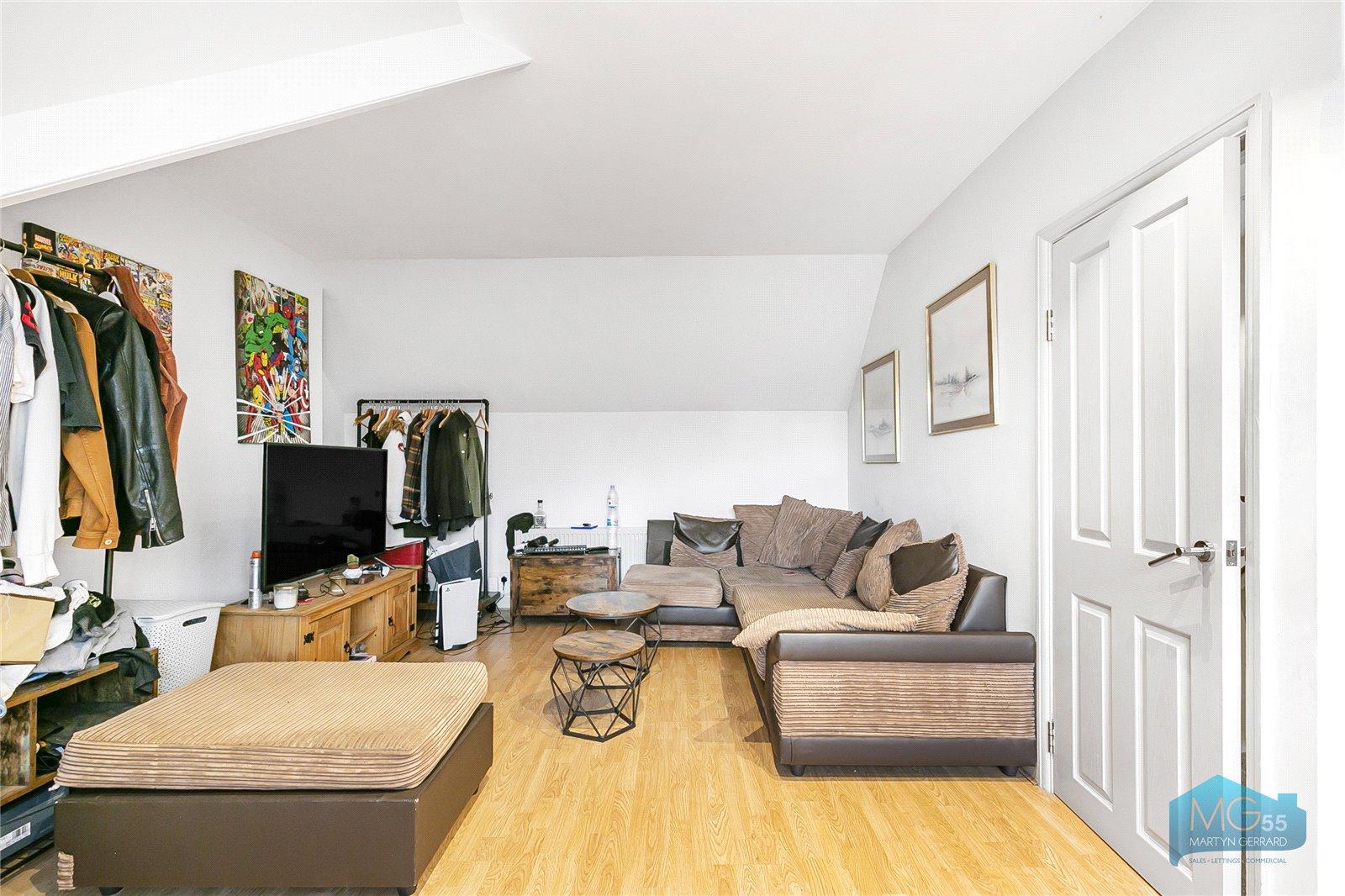 2 bedroom Maisonette to rent - Martyn Gerrard
