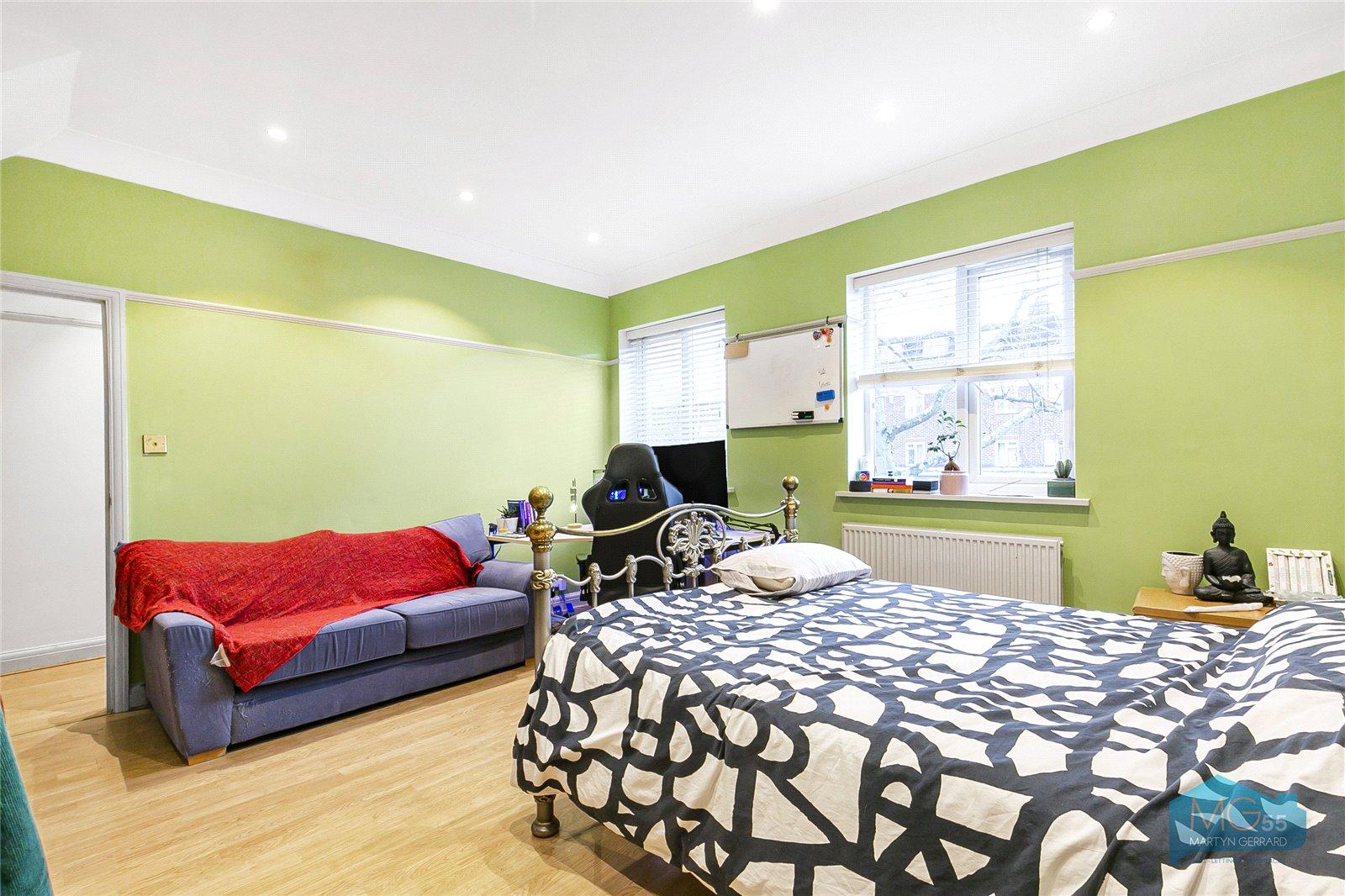 2 bedroom Maisonette to rent - Martyn Gerrard