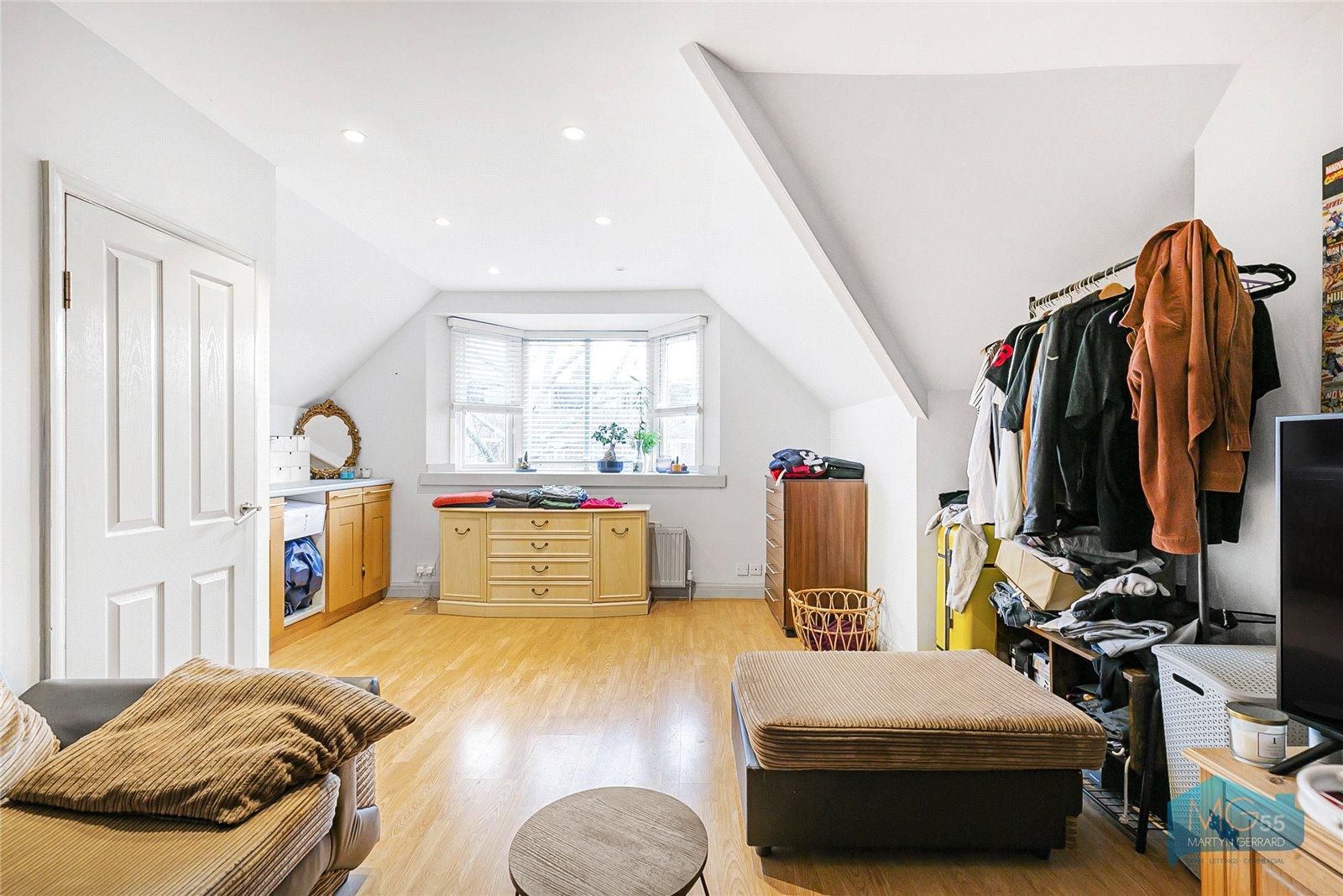 2 bedroom Maisonette to rent - Martyn Gerrard
