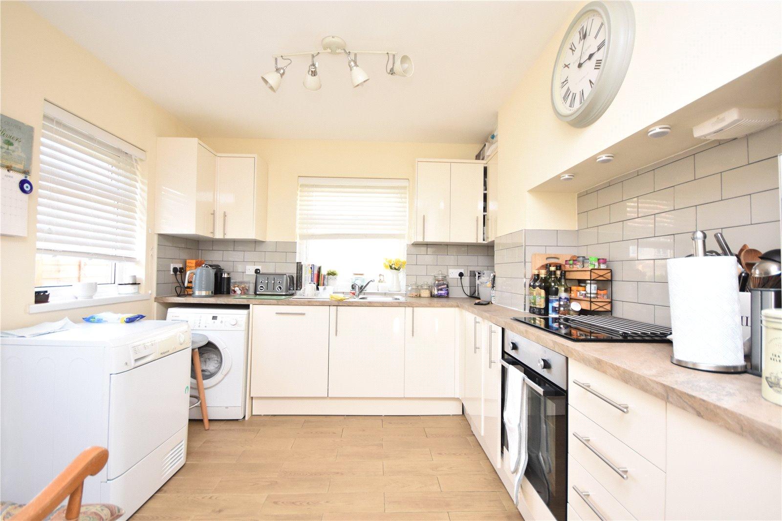 3 bedroom End of Terrace House to rent - Martyn Gerrard