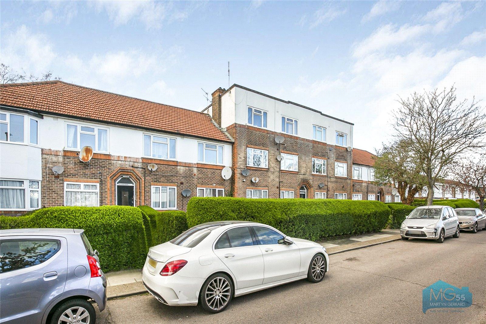 2 bedroom Ground Floor Flat to rent - Martyn Gerrard