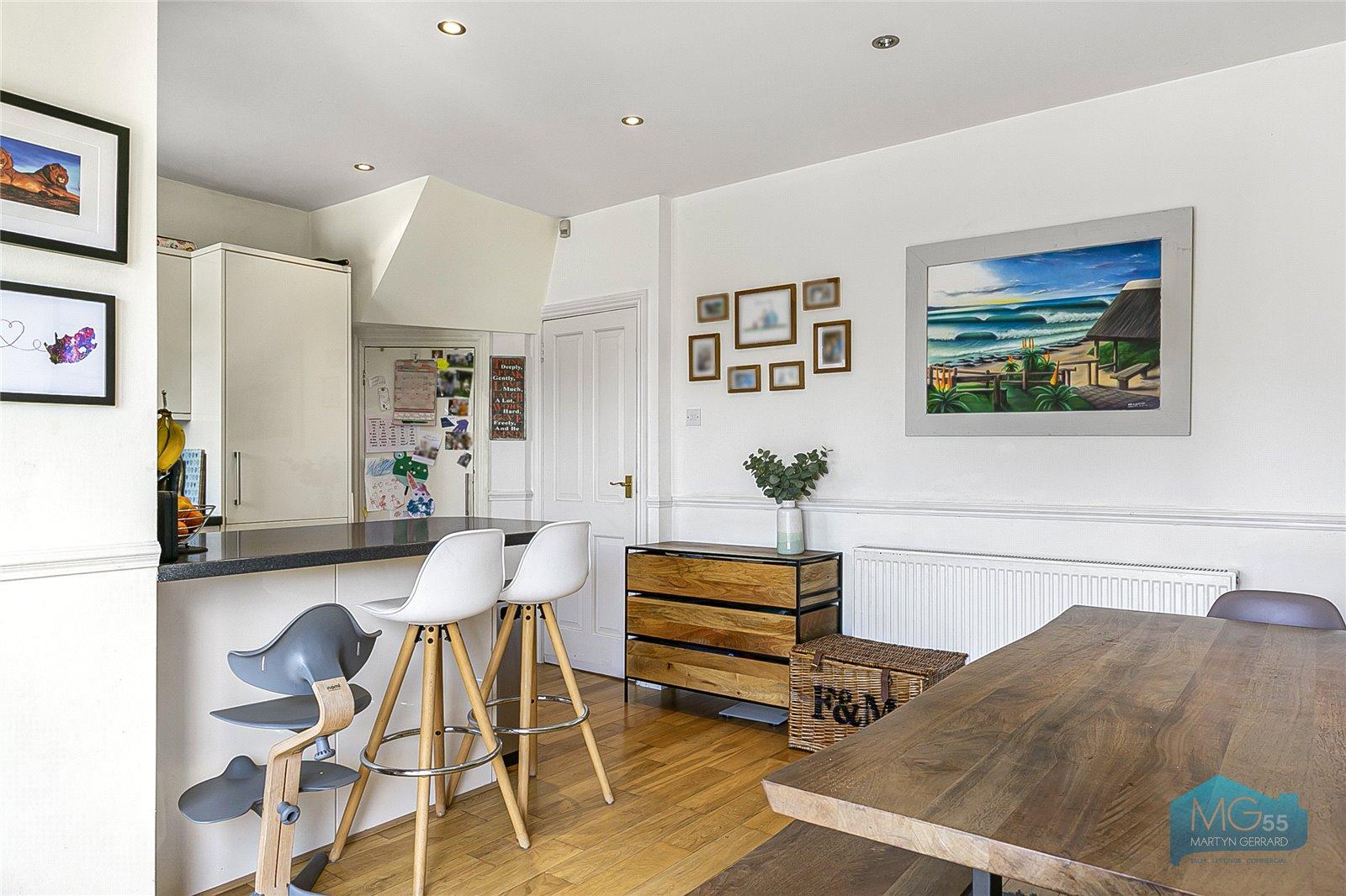 3 bedroom Terraced House to rent - Martyn Gerrard