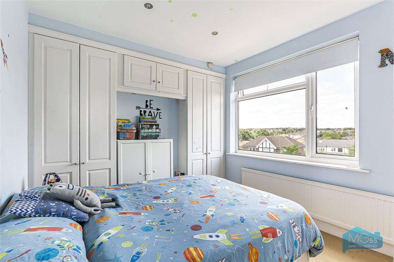 3 bedroom Terraced House to rent - Martyn Gerrard