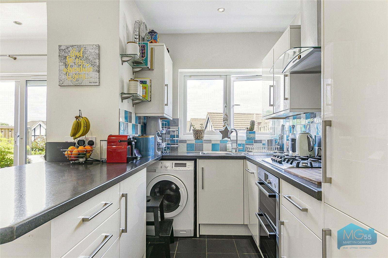 3 bedroom Terraced House to rent - Martyn Gerrard