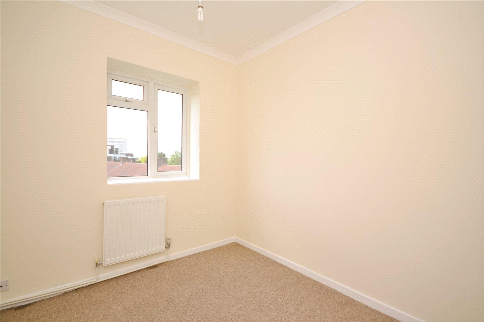 3 bedroom Apartment to rent - Martyn Gerrard