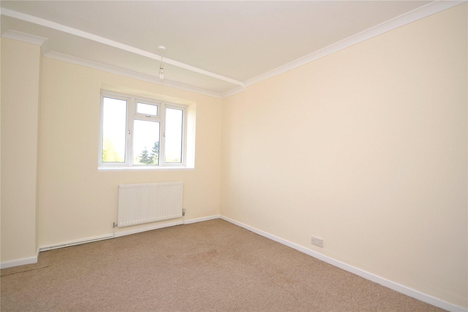 3 bedroom Apartment to rent - Martyn Gerrard