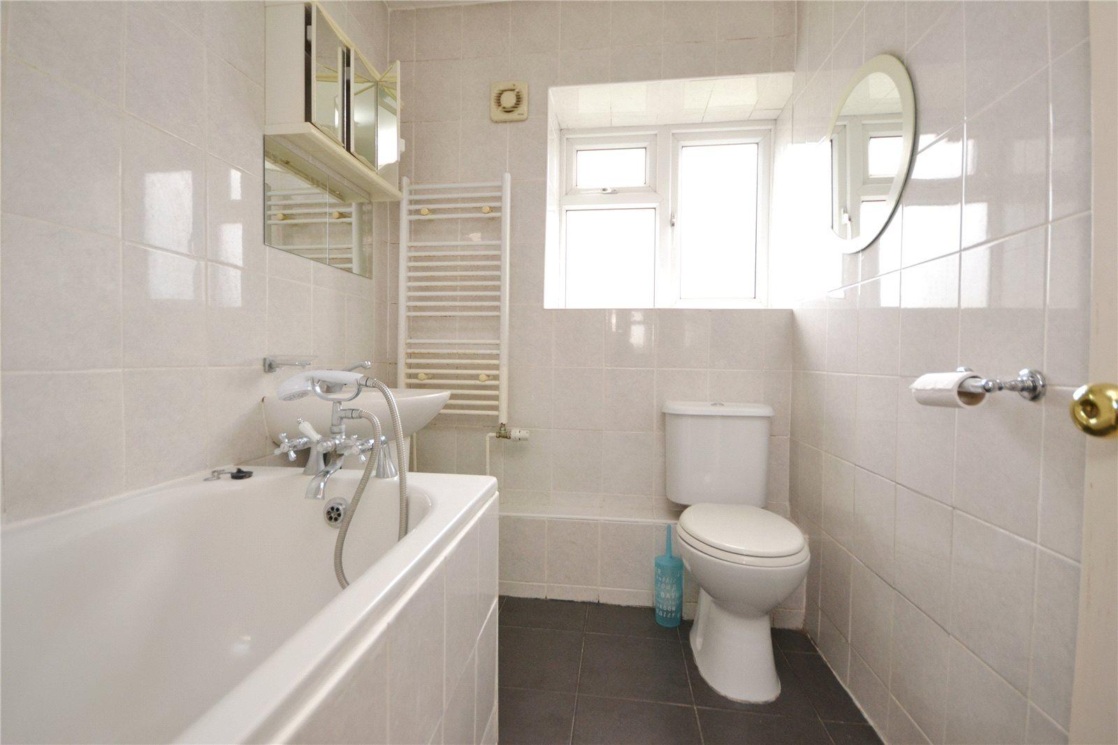 3 bedroom Apartment to rent - Martyn Gerrard