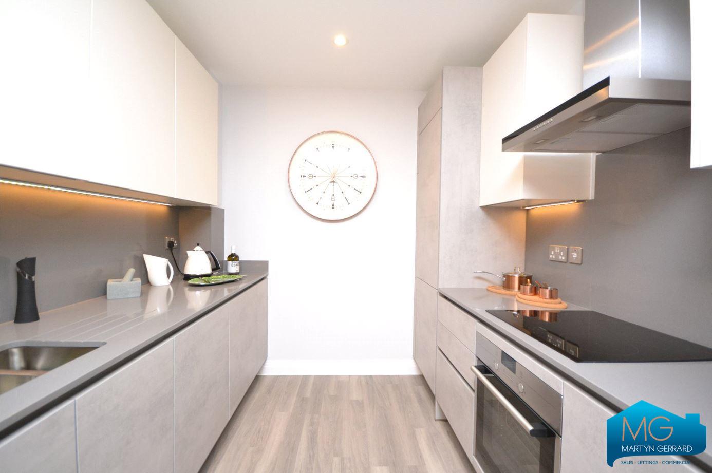 1 bedroom Apartment to rent - Martyn Gerrard