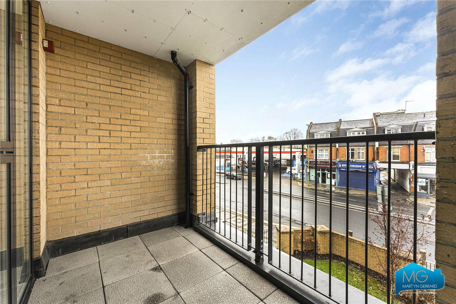 1 bedroom Apartment to rent - Martyn Gerrard