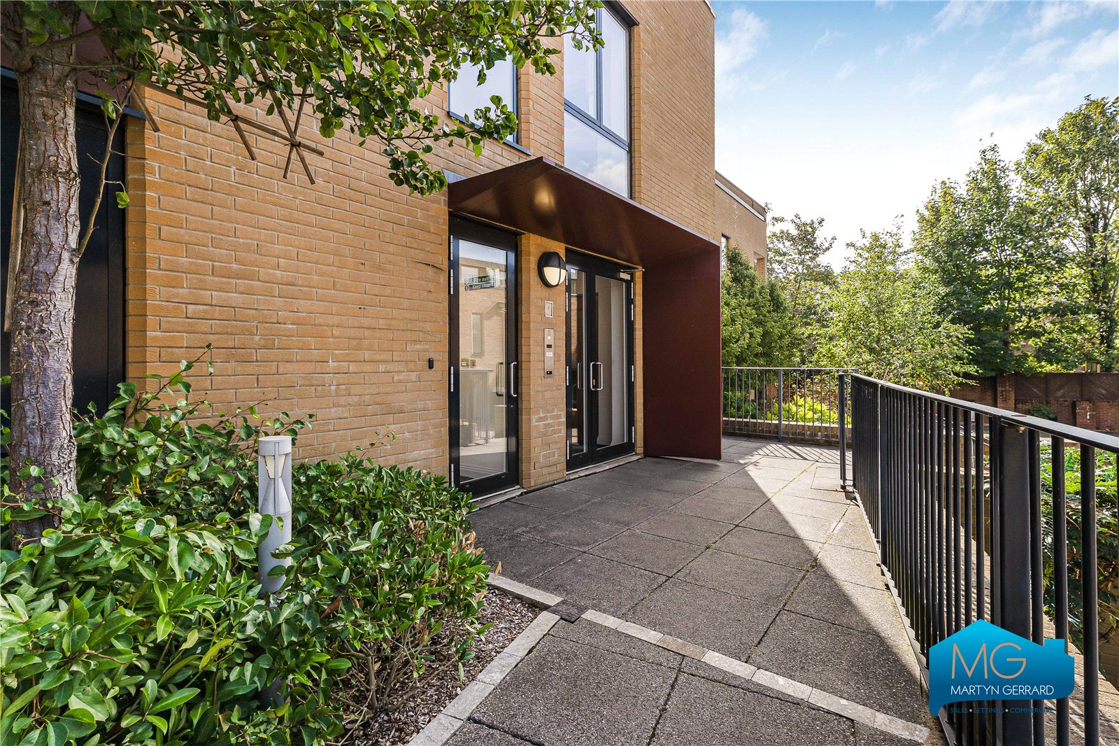 1 bedroom Apartment to rent - Martyn Gerrard