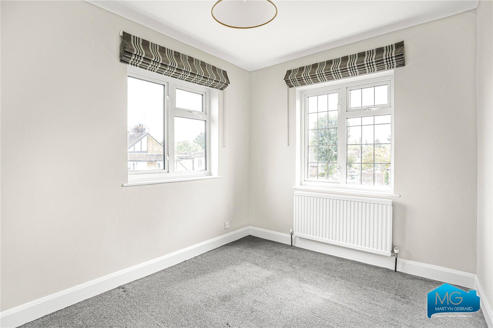 4 bedroom Semi-Detached House to rent - Martyn Gerrard