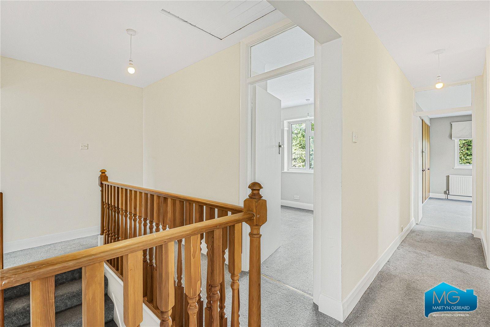 4 bedroom Semi-Detached House to rent - Martyn Gerrard