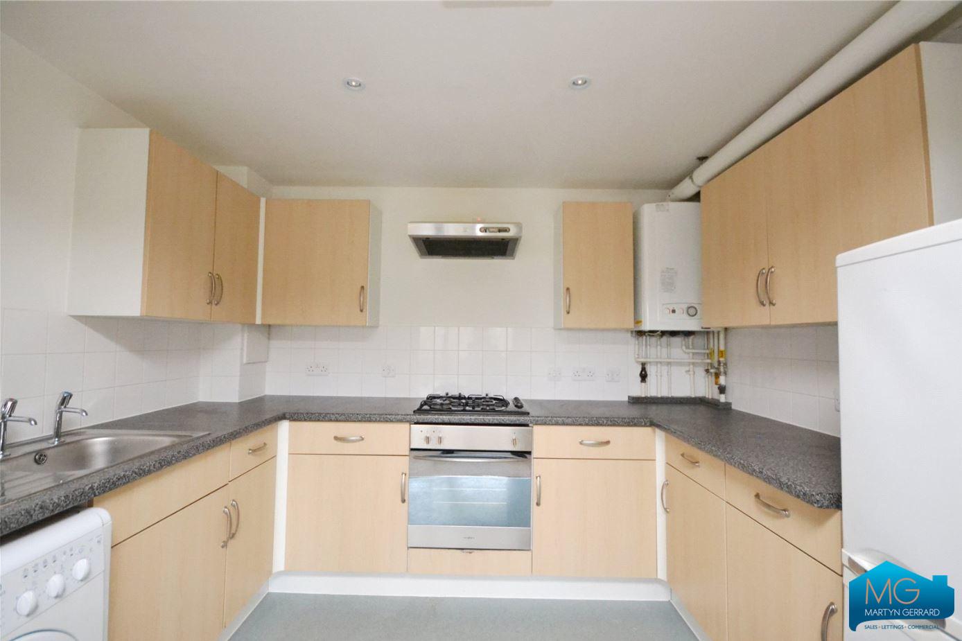 2 bedroom Apartment to rent - Martyn Gerrard