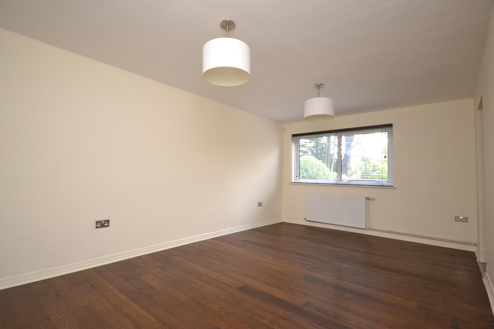 2 bedroom Ground Floor Flat to rent + ' - Martyn Gerrard