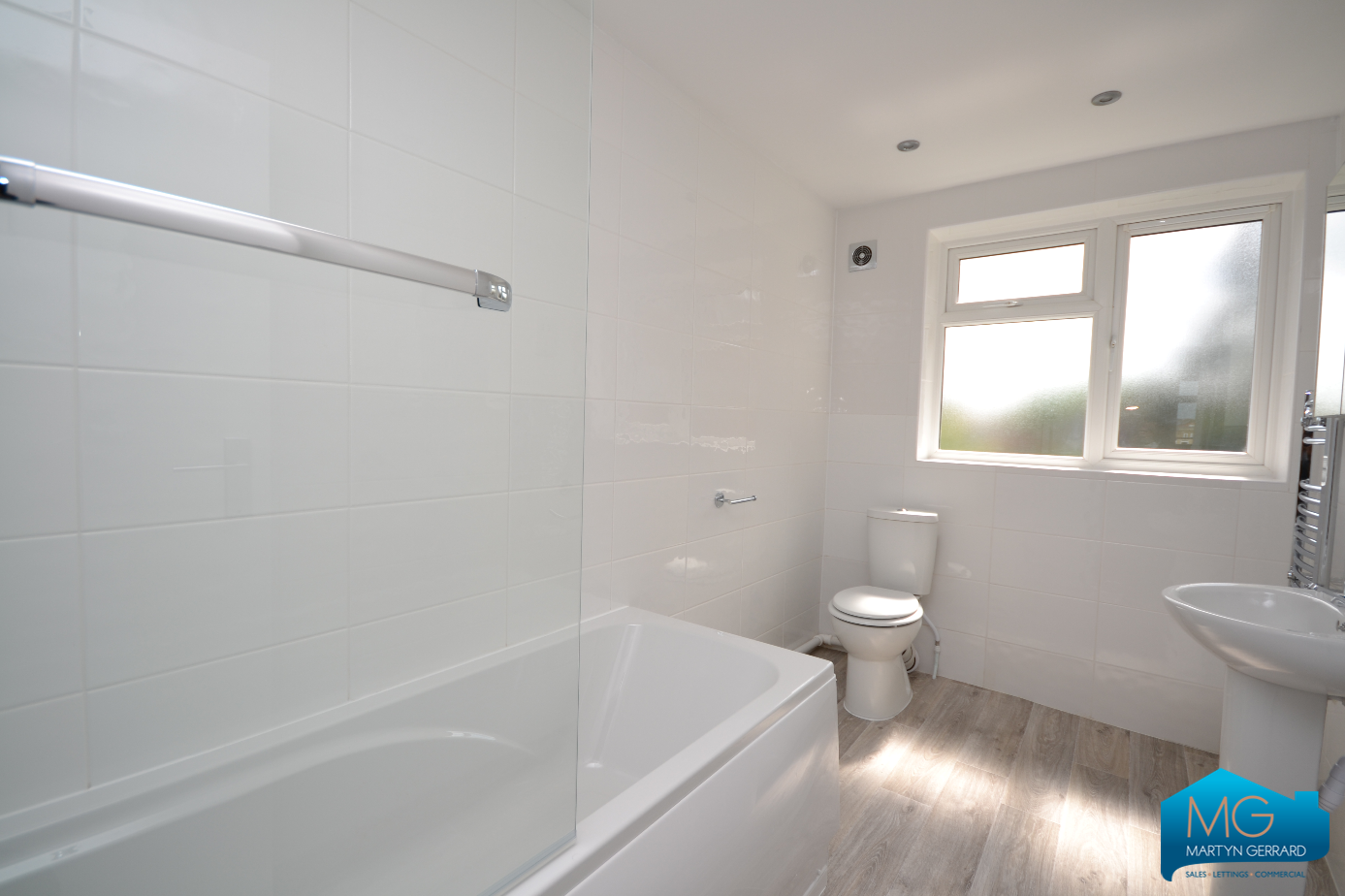 2 bedroom Apartment to rent - Martyn Gerrard