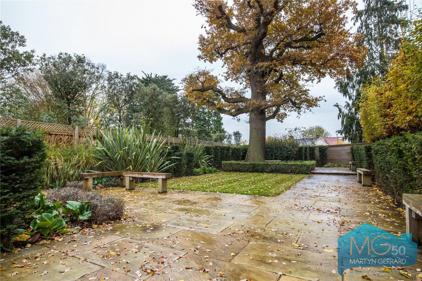2 bedroom Apartment to rent - Martyn Gerrard