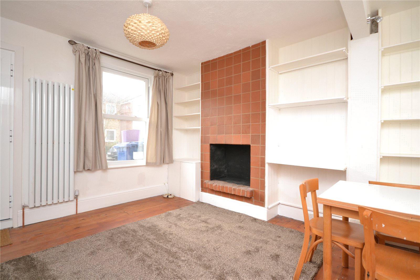 2 bedroom Terraced House to rent - Martyn Gerrard