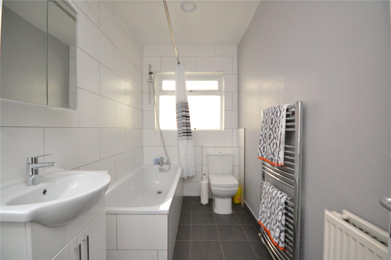 2 bedroom Terraced House to rent - Martyn Gerrard