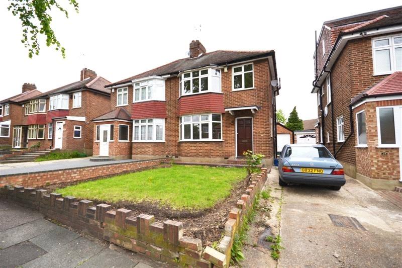3 bedroom Semi-Detached House to rent - Martyn Gerrard