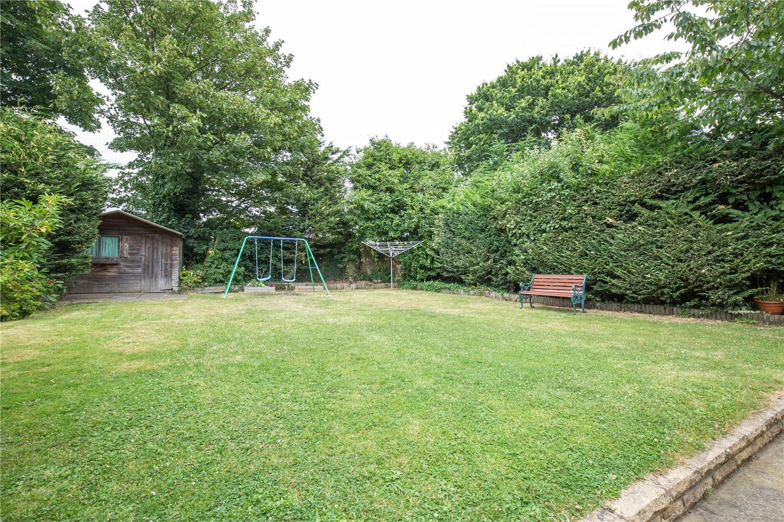 5 bedroom Detached House to rent - Martyn Gerrard