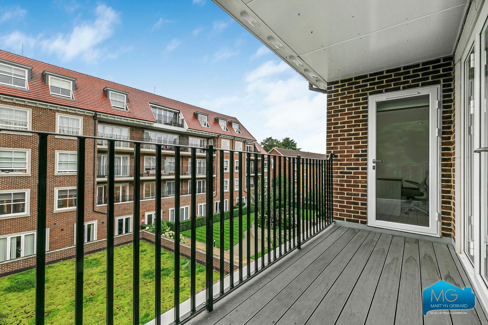 2 bedroom Apartment to rent - Martyn Gerrard