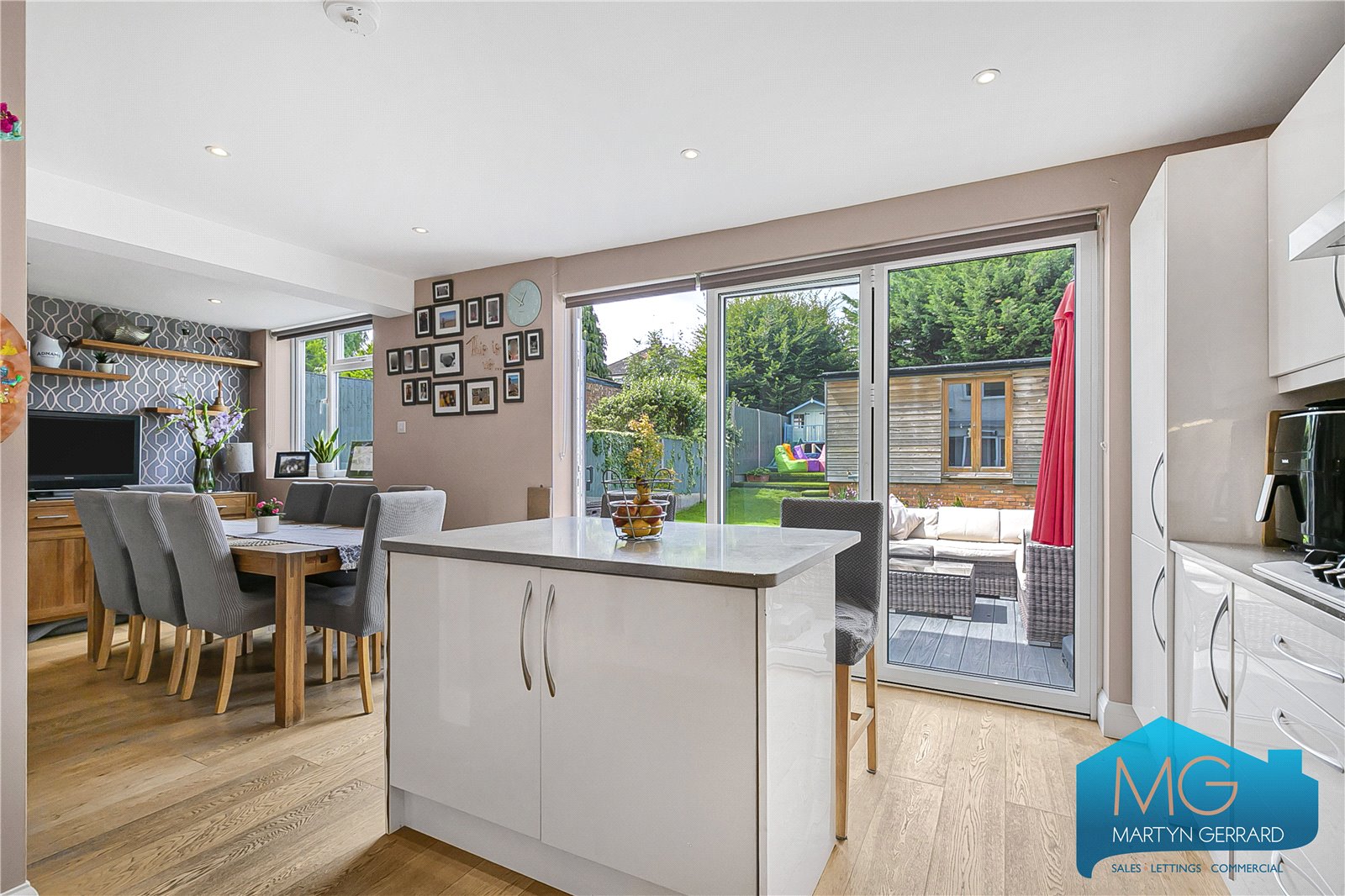 4 bedroom Semi-Detached House for sale - Martyn Gerrard
