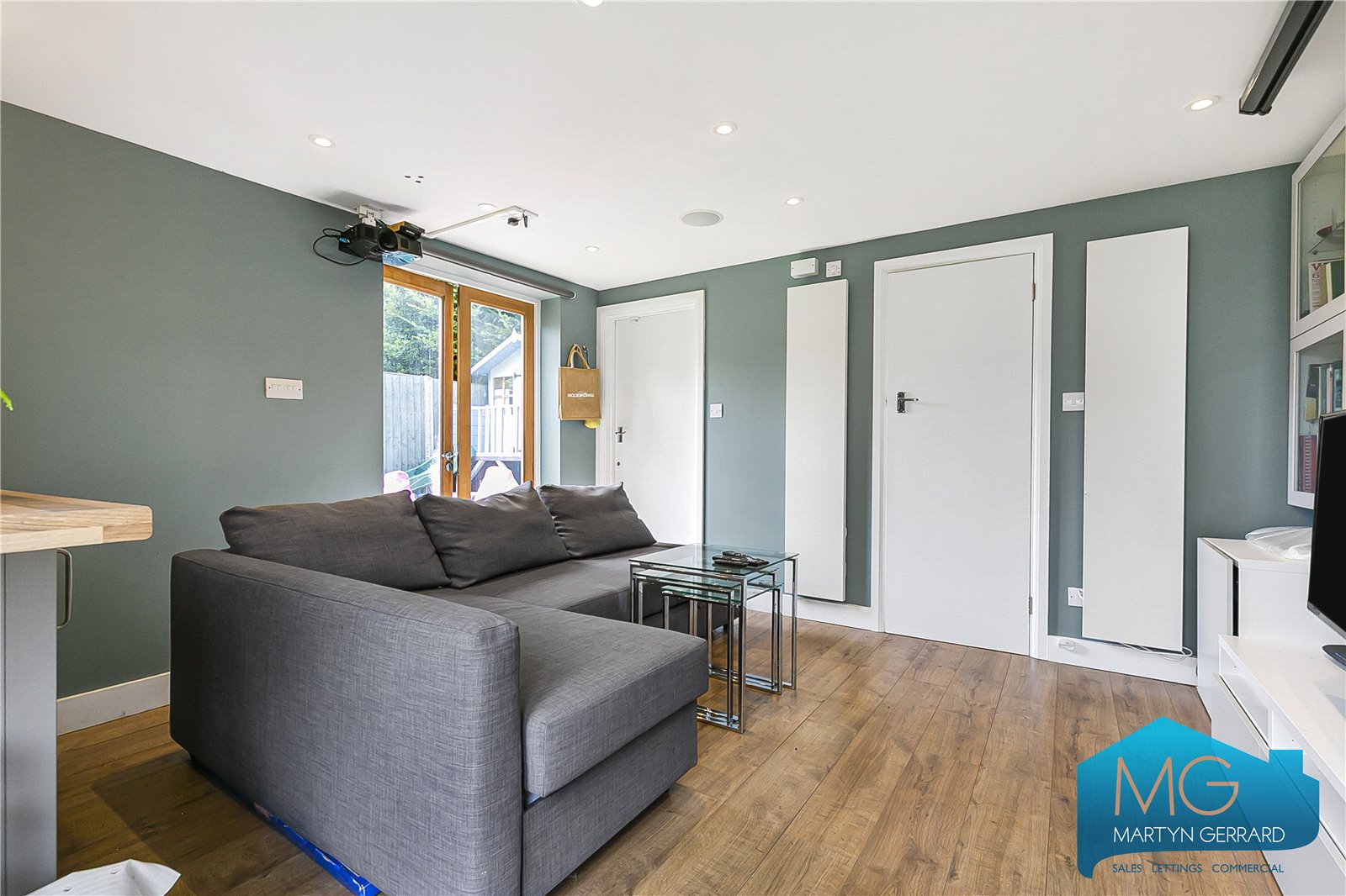 4 bedroom Semi-Detached House for sale - Martyn Gerrard