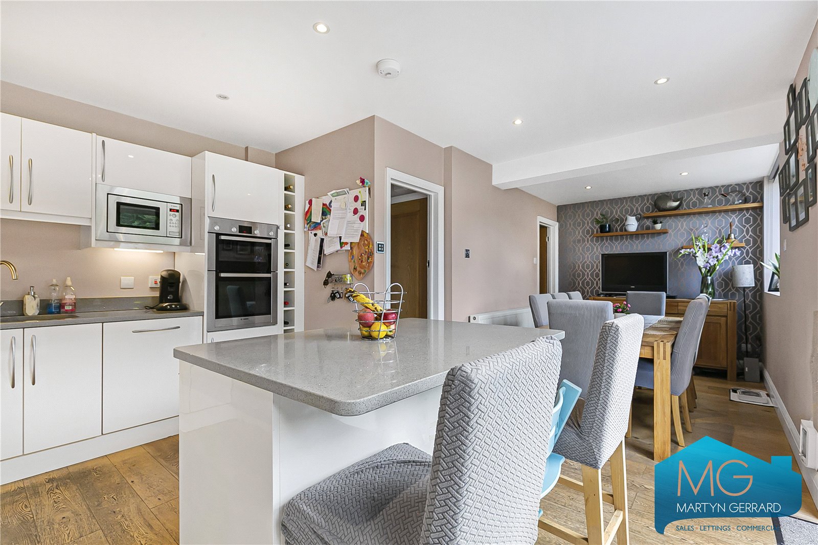 4 bedroom Semi-Detached House for sale - Martyn Gerrard