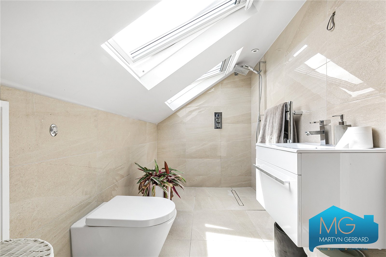4 bedroom Semi-Detached House for sale - Martyn Gerrard