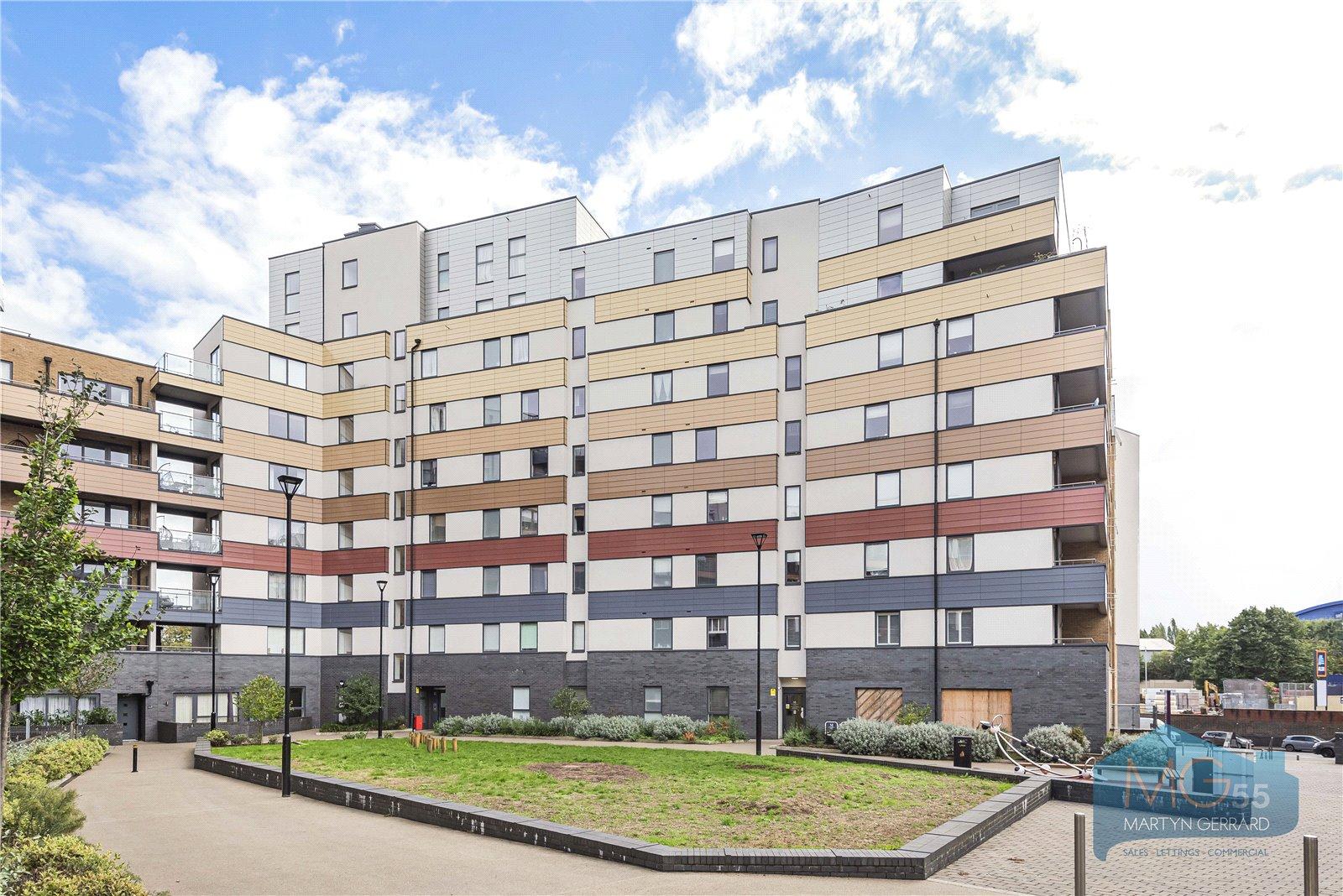 2 bedroom Apartment for sale - Martyn Gerrard