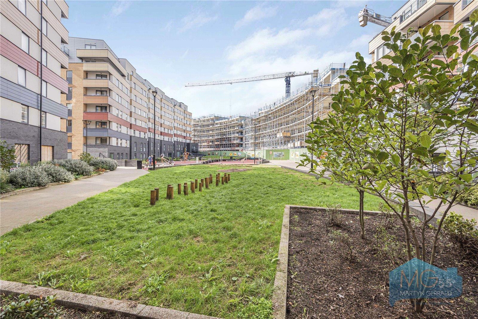 2 bedroom Apartment for sale - Martyn Gerrard
