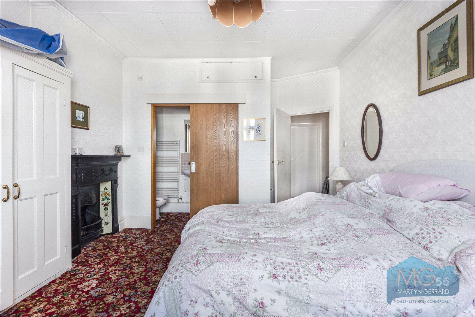 4 bedroom Semi-Detached House for sale - Martyn Gerrard