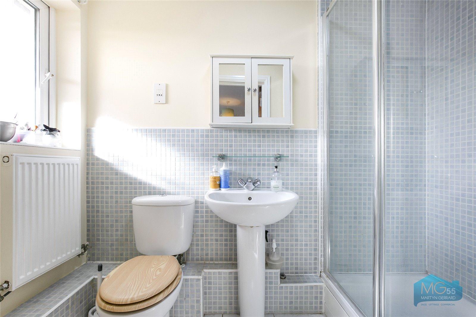 2 bedroom Apartment to rent - Martyn Gerrard