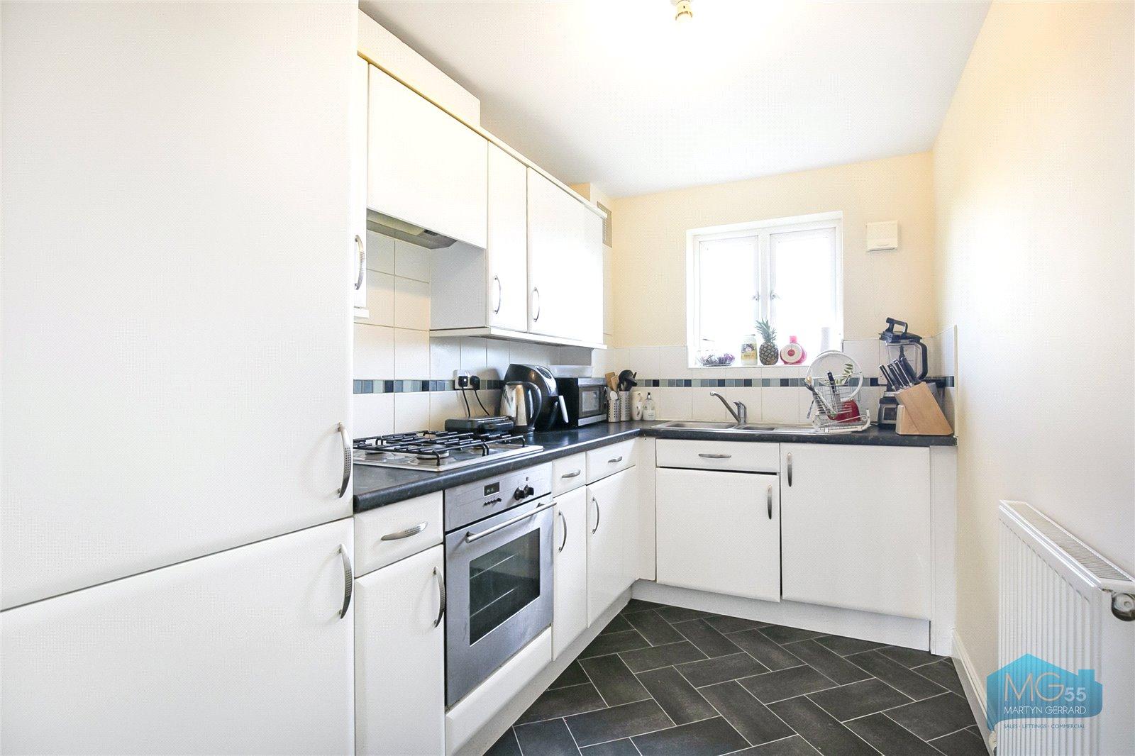 2 bedroom Apartment to rent + ' - Martyn Gerrard