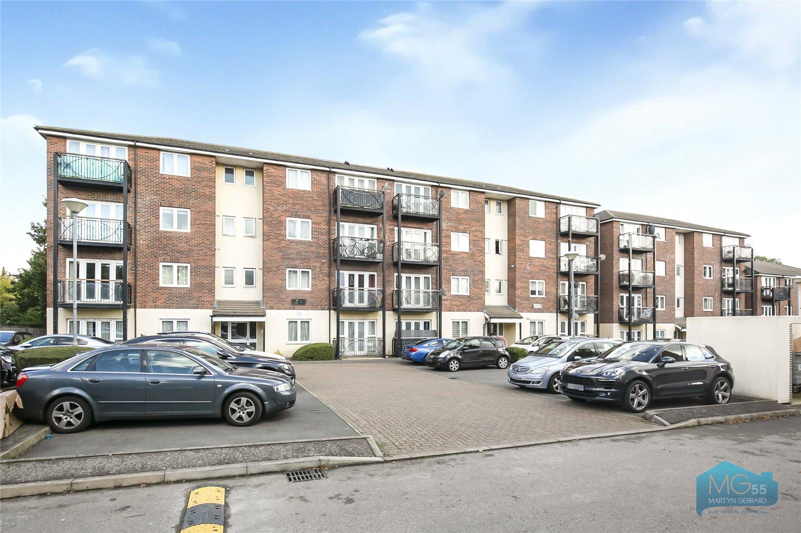 2 bedroom Apartment to rent - Martyn Gerrard