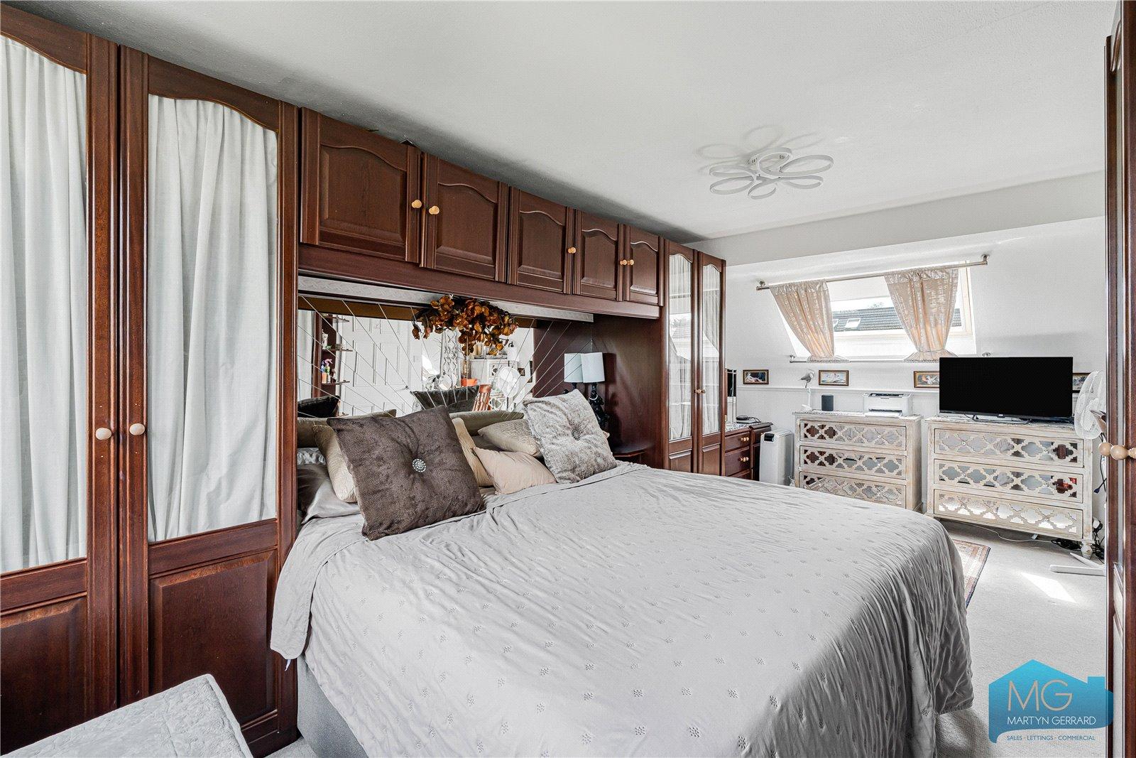 4 bedroom Semi-Detached House for sale - Martyn Gerrard