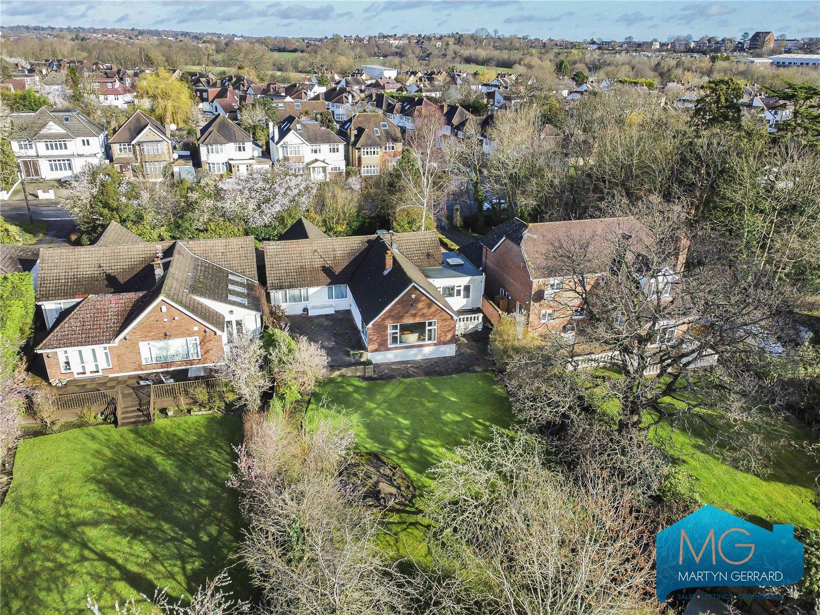 3 bedroom Detached House for sale - Martyn Gerrard