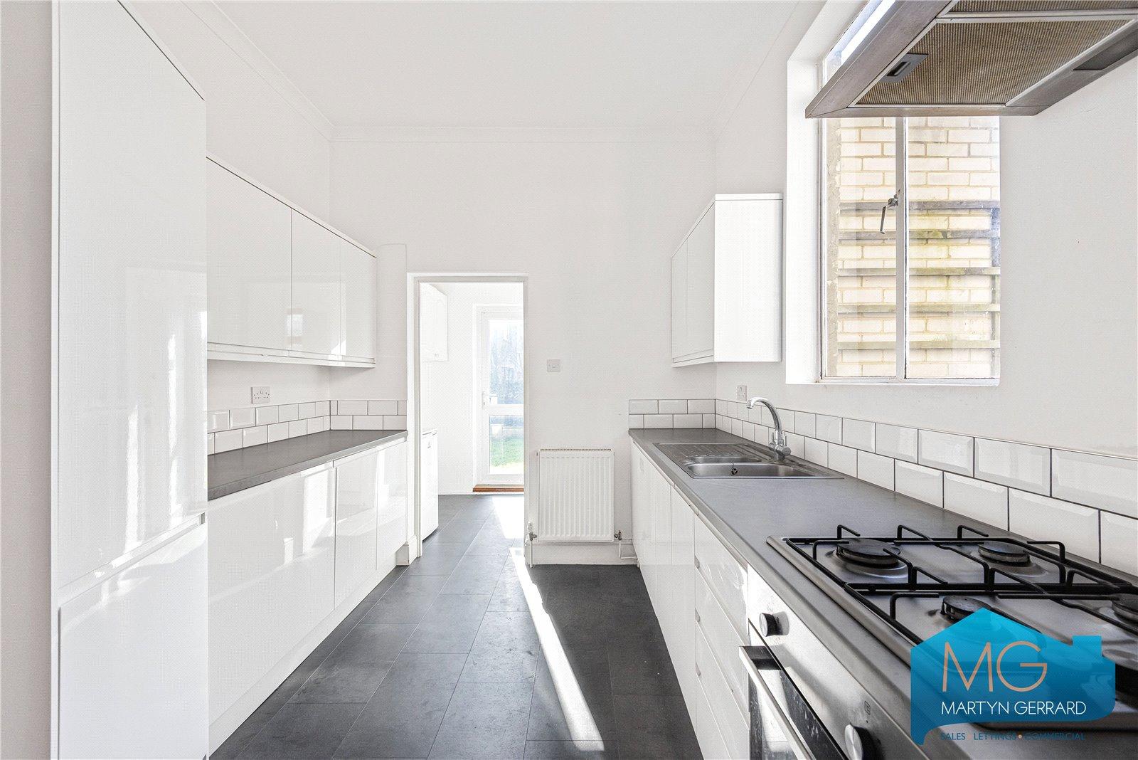 4 bedroom Semi-Detached House for sale - Martyn Gerrard