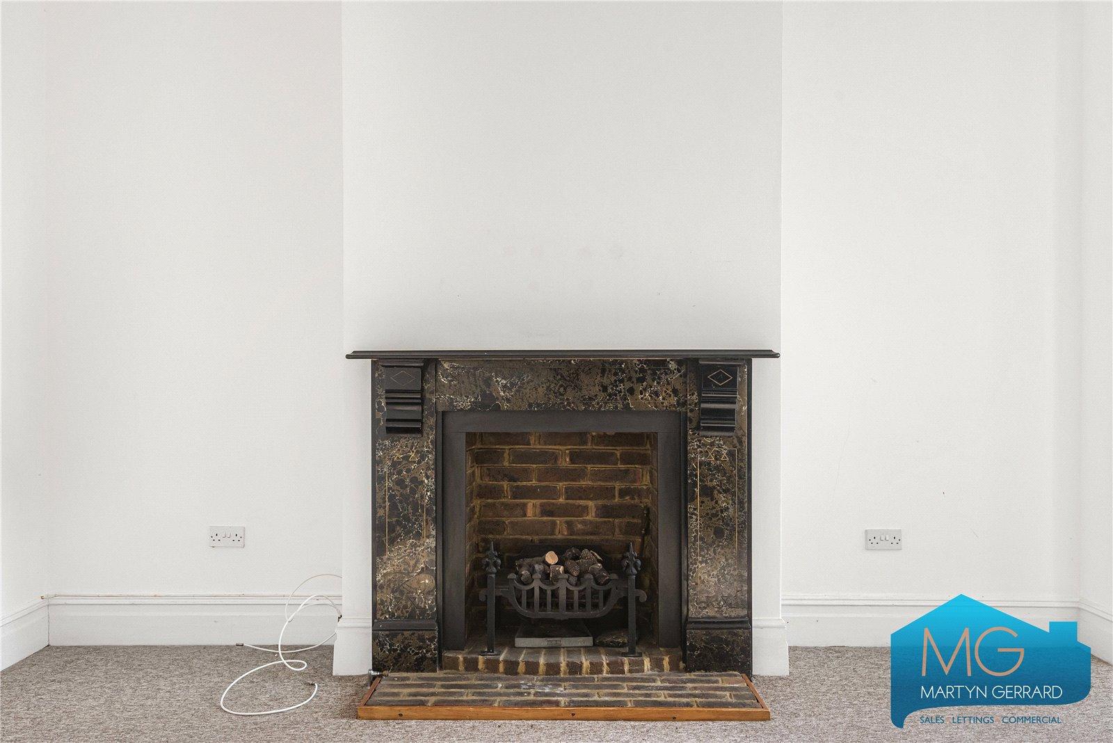 4 bedroom Semi-Detached House for sale - Martyn Gerrard