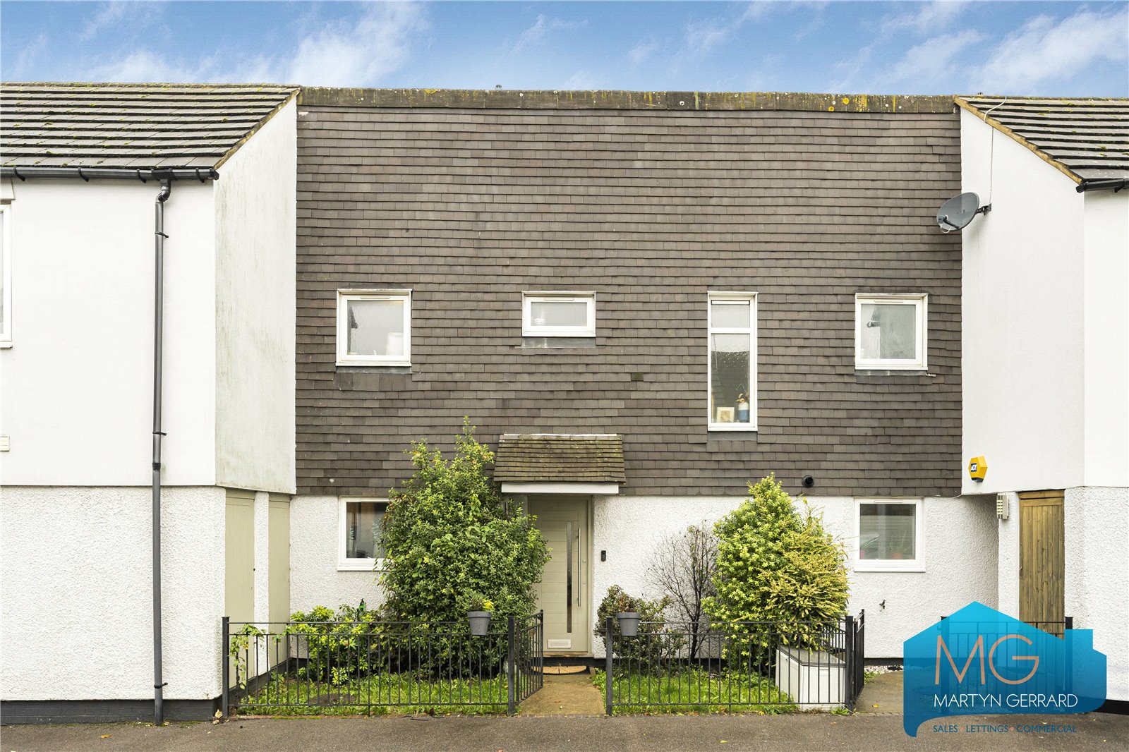 2 bedroom Terraced House for sale - Martyn Gerrard