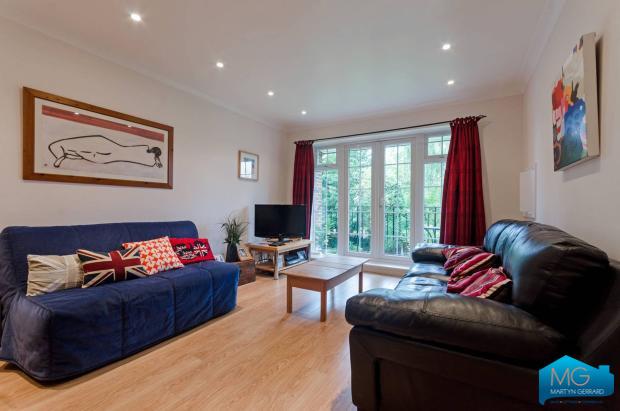 2 bedroom Apartment to rent - Martyn Gerrard